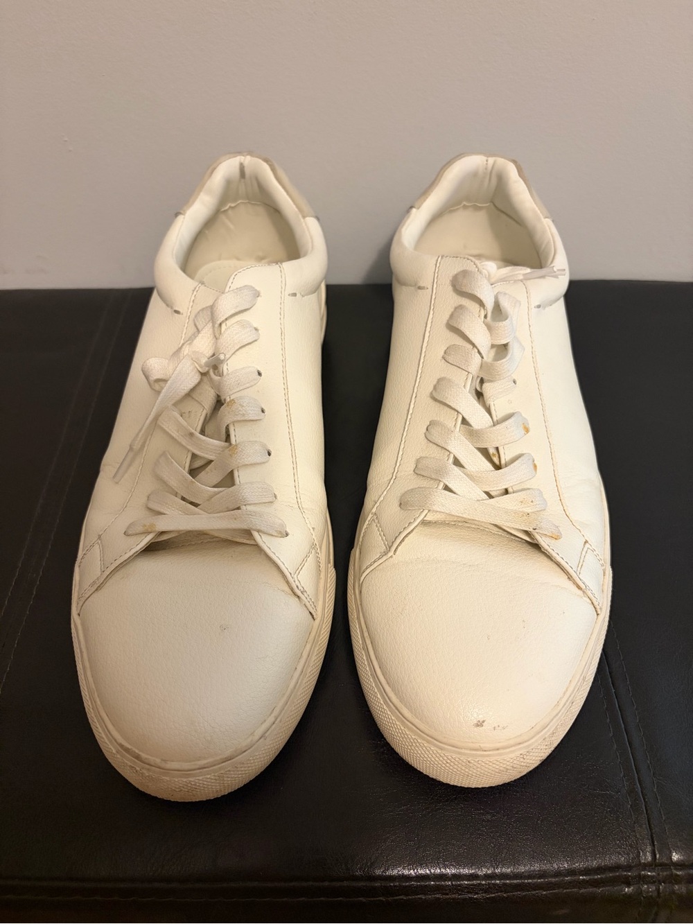 Men's White Low-Top Lace-Up Sneakers